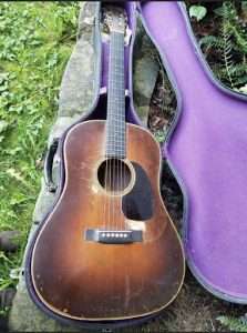 Vintage Guitar 